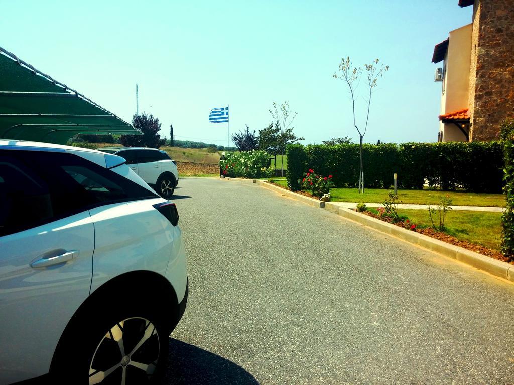 S4Sani Villa Sani  Oda fotoğraf